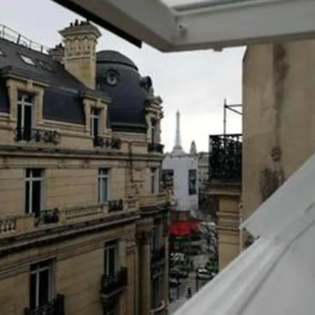 *** Champs Elysees Studio * Παρίσι
